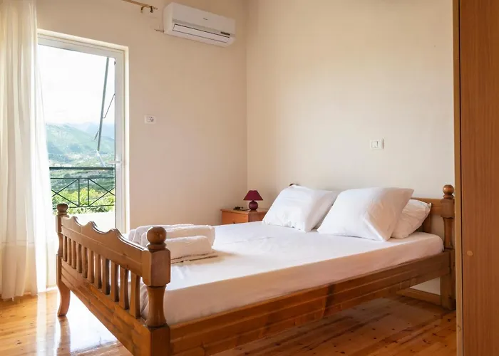 Janakis Apartments